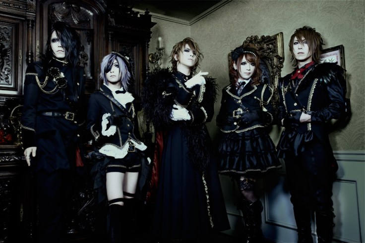 Versailles in black